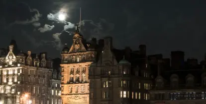 Edinburgh at night during ghost tour